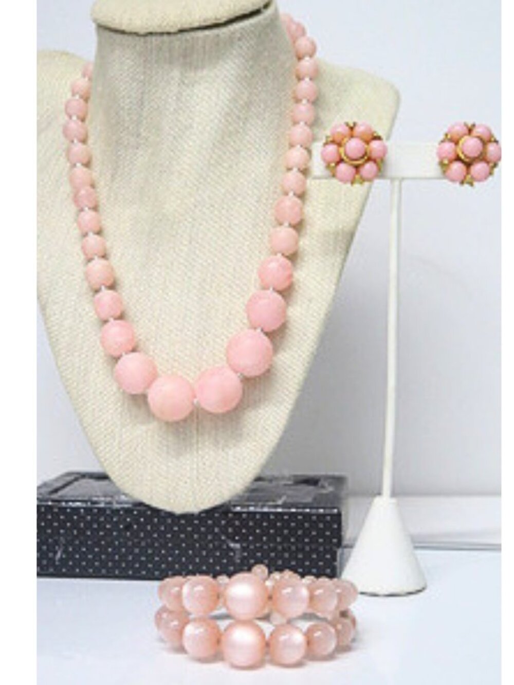 Vintage Pink Beaded Jewelry Set